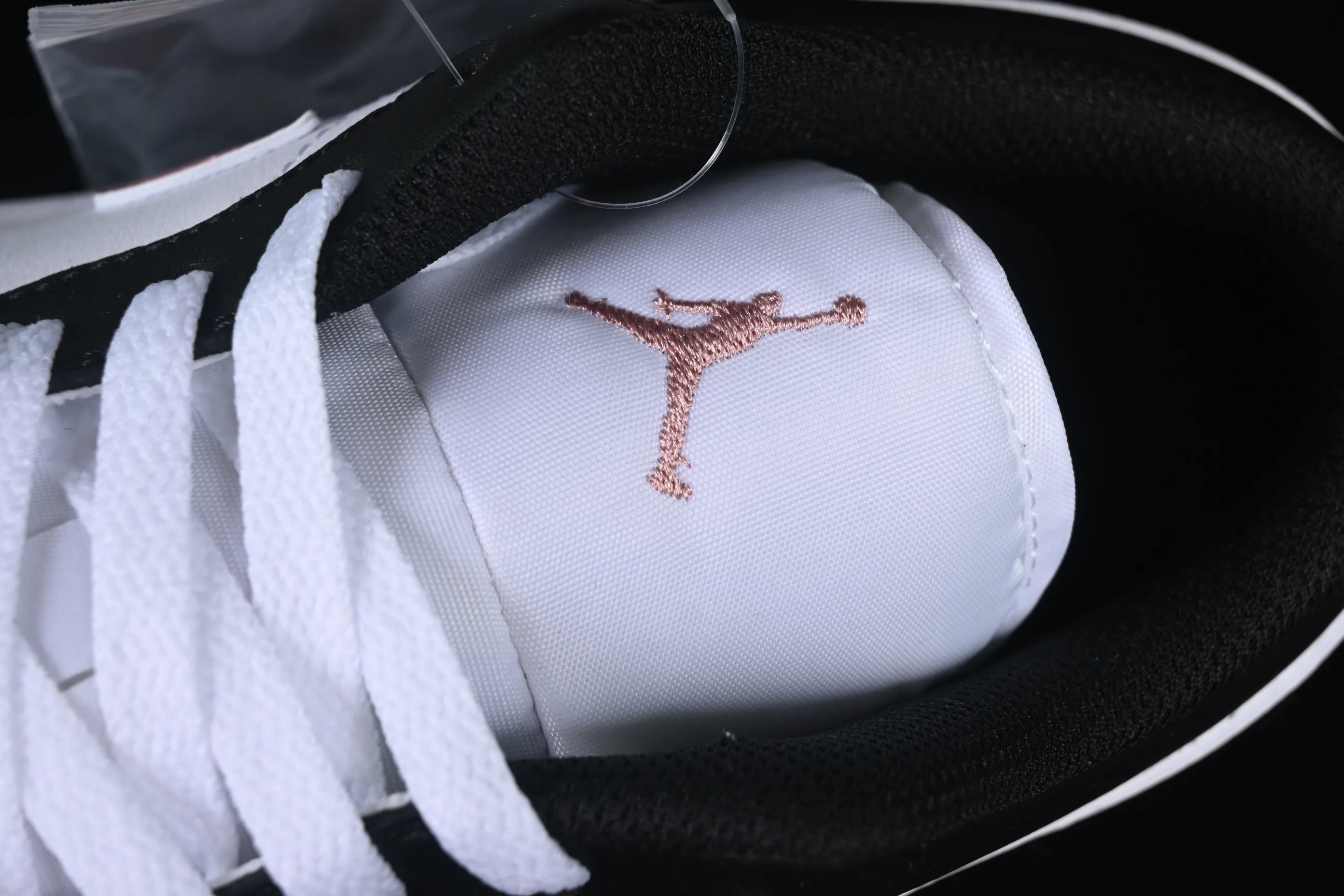 All categories Air Jordan Jordan series basketball shoes Air Jordan 1 Low Air Jordan 1 Low AJ1 Joe 1 black and white low-top cultural and leisure sports sneakers 553558-165